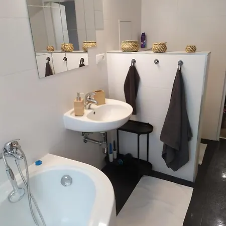 Pisqor - Self Check-in