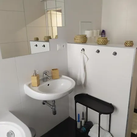 Pisqor - Self Check-in * Bratislava