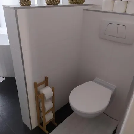 Pisqor - Self Check-in * Bratislava